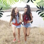 St. Ives Face Moisturizer Cream, Collagen and Elastin, Renewing Facial Moisturizer for Women, Paraben Free, Dermatologist Tested Daily Moisturizing for Dry Skin Cruelty Free, 10 oz - Image 13