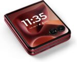 Motorola Razr Ultra 2025 | Unlocked | Made for US 16/512GB | 50MP Camera | Pantone Rio Red - Image 8