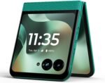 Motorola Razr 2026 | Unlocked | Made for US 8/256GB | 50MP Camera | Pantone Sporting Green - Image 4